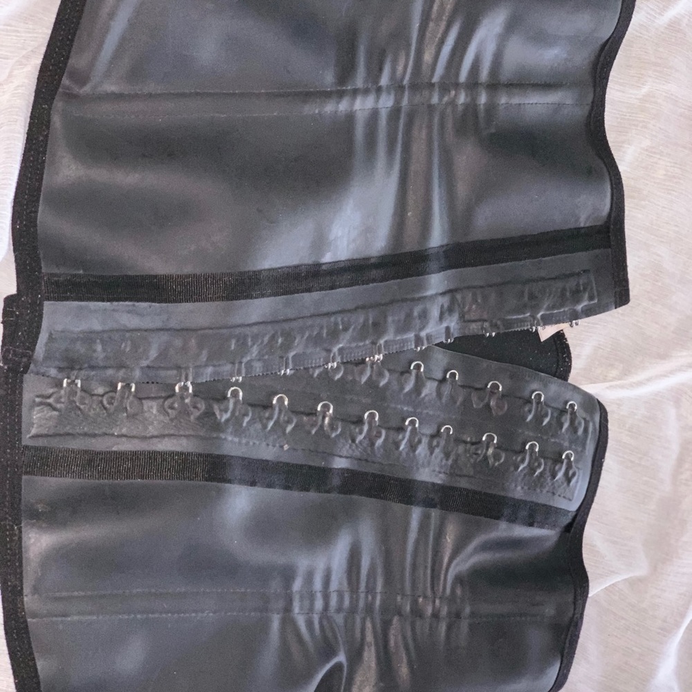 Columbian Latex waist trainer